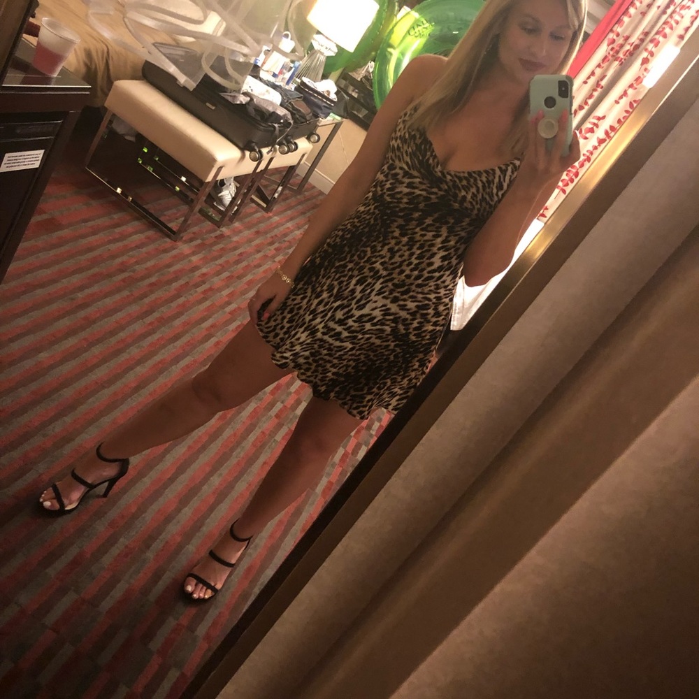 Cheetah cowel neck dress size Medium brand:oliviaceous